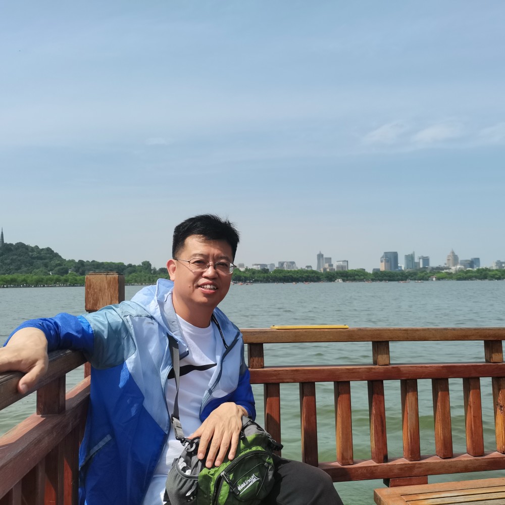 张振坤