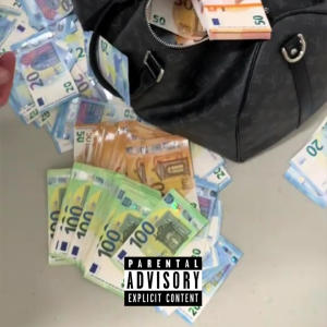 收聽PrettyboiRackz的MMF (Explicit)歌詞歌曲