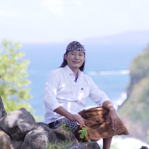 Listen to Ilidin Pelih Akuku song with lyrics from ARYA GAPARTA