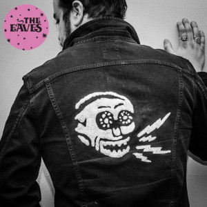 Dengarkan lagu Black Sheep nyanyian The Eaves dengan lirik