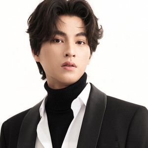 กลัฟ คณาวุฒิ