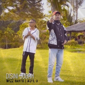 Listen to Disini Sudah song with lyrics from Wizz Baker