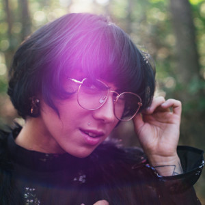 Dengarkan lagu Ecstasy nyanyian Amber Eyes dengan lirik