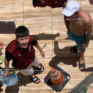 收聽DJ Gustavin da G4的Automotivo Sua Louca (Explicit)歌詞歌曲