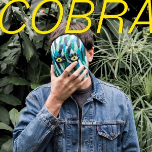 Listen to Pyramides song with lyrics from Francois Club
