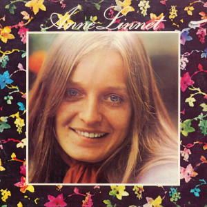 ดาวน์โหลดและฟังเพลง You're Beautiful พร้อมเนื้อเพลงจาก Anne Linnet