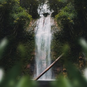 收聽Lagu Paling Baper的Vaaste歌詞歌曲