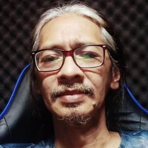 Listen to Aji Bumi song with lyrics from Eddysiant