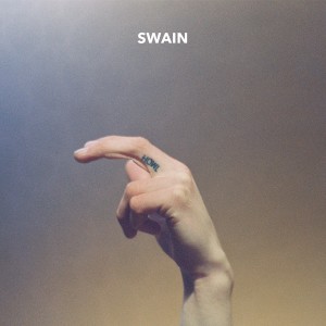 ดาวน์โหลดและฟังเพลง Howl (Remastered) พร้อมเนื้อเพลงจาก Swain