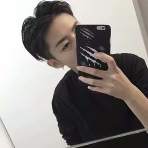 Dengarkan 你想要的样子我全都有 lagu dari MC东方铭师 dengan lirik
