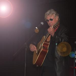 ดาวน์โหลดและฟังเพลง Dreaming to Mars พร้อมเนื้อเพลงจาก Al'astair