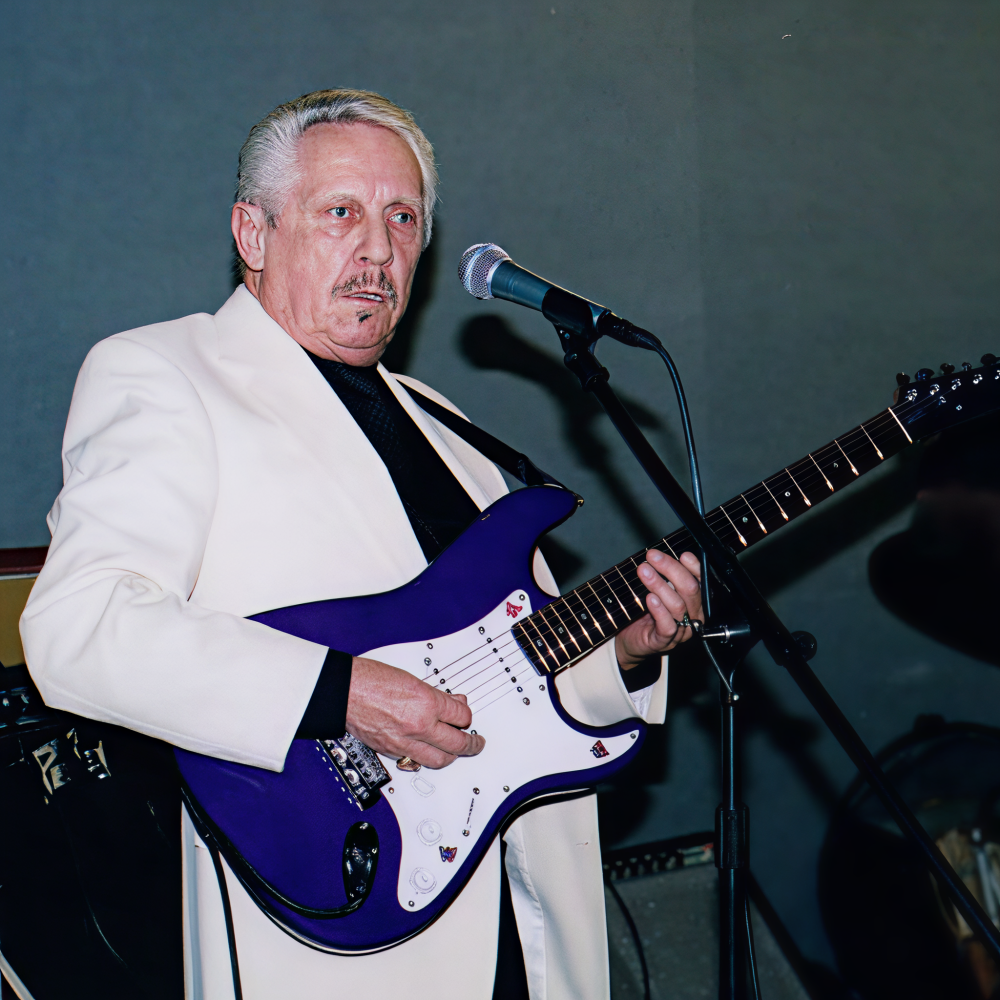 Jerry Cole