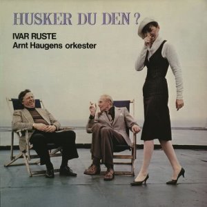 ดาวน์โหลดและฟังเพลง Lytter du til meg ikveld lille mor พร้อมเนื้อเพลงจาก Ivar Ruste