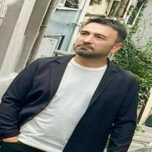 Ayhan Barasi的專輯Daraliyorum