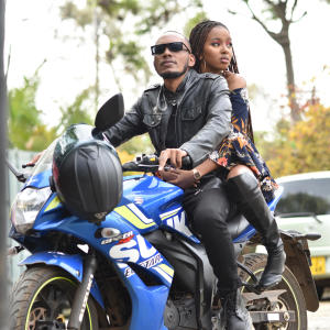 收聽Quex Music UG的Nalubowa Peninah歌詞歌曲