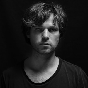 ดาวน์โหลดและฟังเพลง Life (feat. Signe Mansdotter) พร้อมเนื้อเพลงจาก Sorenious Bonk