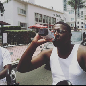 ดาวน์โหลดและฟังเพลง Feeling like Blackhaven (Explicit) พร้อมเนื้อเพลงจาก Slimelife GG