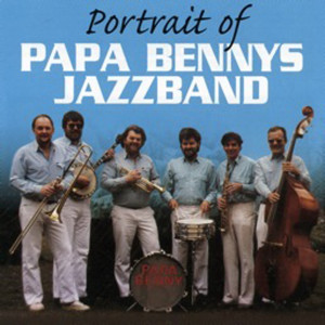 收聽Papa Benny's Jazzband的Open up Your Window歌詞歌曲