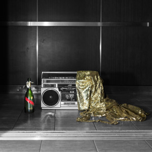 ดาวน์โหลดและฟังเพลง Party Tonight พร้อมเนื้อเพลงจาก Lady Lark