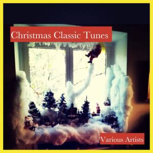 Dengarkan lagu The Christmas Song nyanyian Nat King Cole Trio dengan lirik