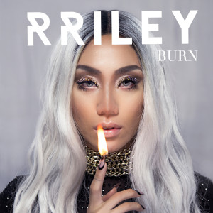 ดาวน์โหลดและฟังเพลง Burn พร้อมเนื้อเพลงจาก Sandra Riley Tang