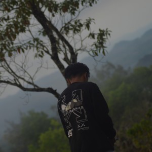 Dengarkan Bukan_tentang_drama lagu dari RICKO BIAF dengan lirik