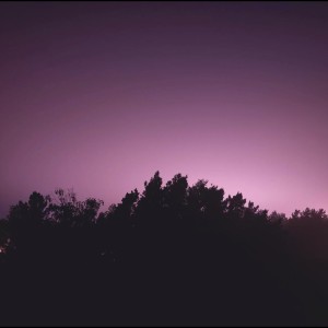 收聽Relajacion Del Mar的Beyond the Moon歌詞歌曲