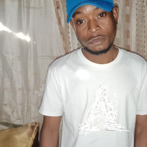 ดาวน์โหลดและฟังเพลง Vida Loca พร้อมเนื้อเพลงจาก Kris Mamba