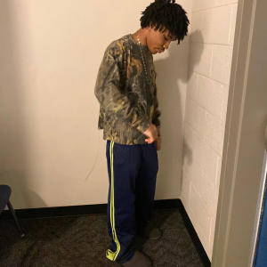 收聽Subi的slowjamz歌詞歌曲