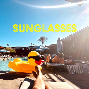 Glasperlenspiel的專輯Sunglasses