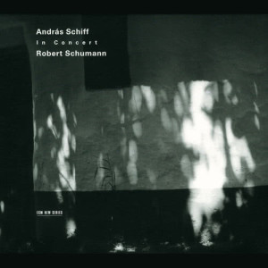 收聽Andras Schiff的Schumann: Piano Sonata No.3 in F minor, Op.14 -  "Concerto without Orchestra" - 2. Scherzo (Molto comodo)歌詞歌曲