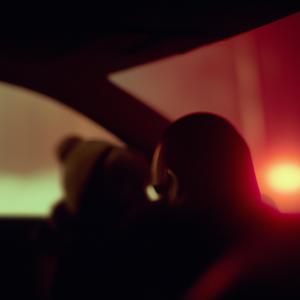 ดาวน์โหลดและฟังเพลง Don't Tell Me พร้อมเนื้อเพลงจาก Jonas Dyson