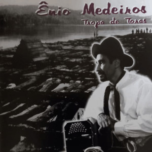 Listen to Regalo a Dom Guita song with lyrics from Ênio Medeiros
