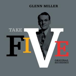 ดาวน์โหลดและฟังเพลง Moonlight Serenade พร้อมเนื้อเพลงจาก Glenn Miller
