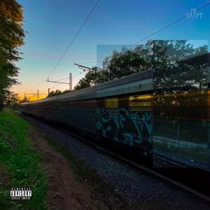 ดาวน์โหลดและฟังเพลง Settembre (Explicit) พร้อมเนื้อเพลงจาก Derrma