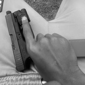 ดาวน์โหลดและฟังเพลง Gen 5 (feat. M7) (Explicit) พร้อมเนื้อเพลงจาก YVL AJ