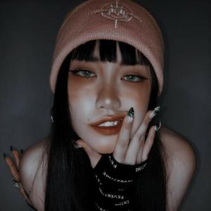 Listen to T E X A S ? ? ? ? (Explicit) song with lyrics from Yung Gaze