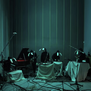 ดาวน์โหลดและฟังเพลง I'm Not Human At All (Copenhagen X Sessions) พร้อมเนื้อเพลงจาก Sleep Party People