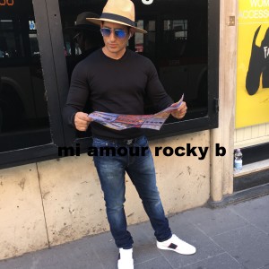 Dengarkan lagu Mi Amour nyanyian Rocky B dengan lirik