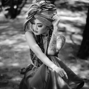 Dengarkan lagu UNTUK DIA nyanyian Jojo Percia dengan lirik