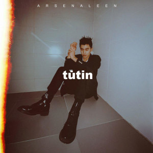 ดาวน์โหลดและฟังเพลง Tútin พร้อมเนื้อเพลงจาก Arsenaleen