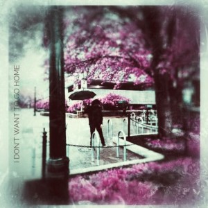 收聽Glnx的we fall to pieces in every life (Explicit)歌詞歌曲