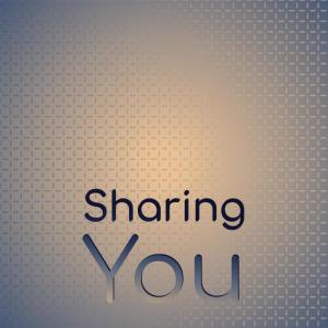 Dengarkan Cinderella Rockefella lagu dari Esther and Abi Ofarim dengan lirik