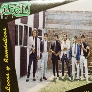 ดาวน์โหลดและฟังเพลง Sencilla y Elegante พร้อมเนื้อเพลงจาก Los Creizy