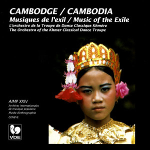 收聽The Orchestra of the Khmer Classical Dance Troupe的Preah Noriey Baeng Pheak歌詞歌曲