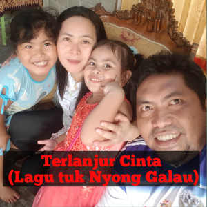Dengarkan Terlanjur Cinta (Lagu Tuk Nyong Galau) lagu dari Takarey Star dengan lirik