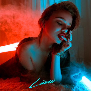 Dengarkan Liana lagu dari Kisses Beats dengan lirik