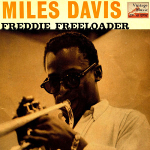ดาวน์โหลดและฟังเพลง Freddie Freeloader Part. 2 พร้อมเนื้อเพลงจาก John Coltrane