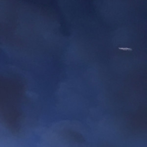 收听Long Drive的Honey歌词歌曲