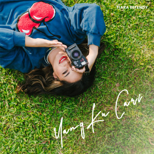 Listen to Yang Ku Cari song with lyrics from Tiara Effendy
